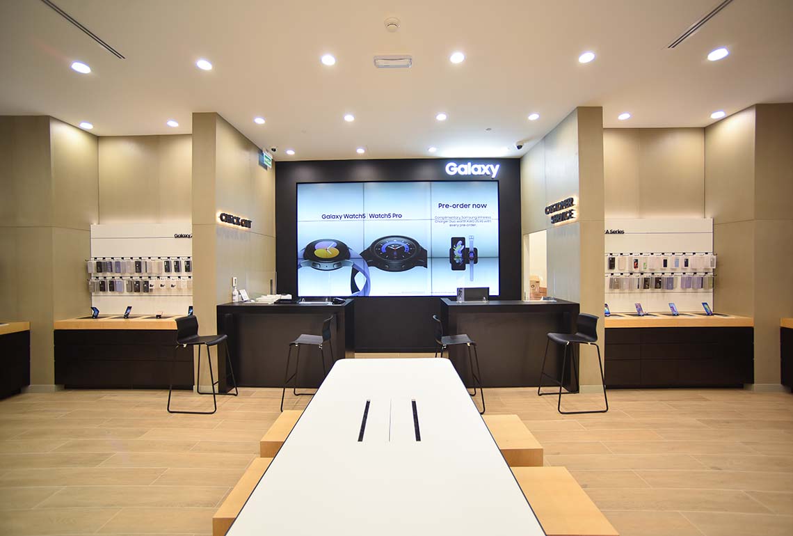 Samsung Showroom Avenues