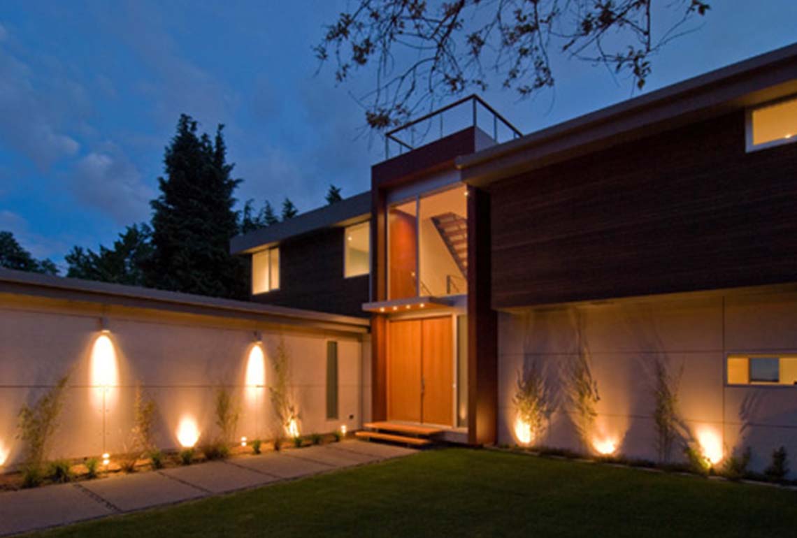 Home facade lighting